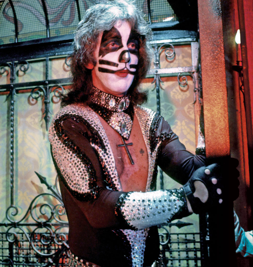 21. October, 1976, might be the last time Peter Criss used blue eye makeup, when Kiss taped "The Paul Lynde Halloween Special".