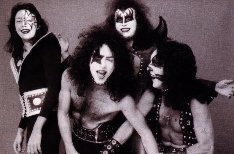 Kiss' second "Hotter Than Hell" photo session