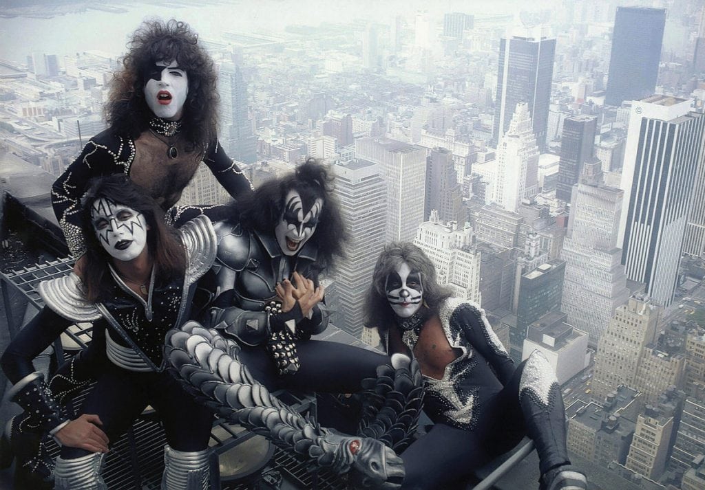 24. June, 1976: Kiss does a photo shoot at the Empire State Building, New York, with photographer Barry Levine