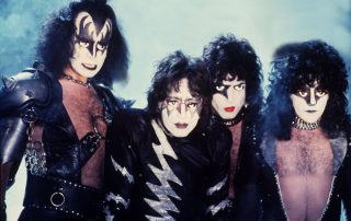 Kiss shot the “I Love It Loud” video on 19. October 1982