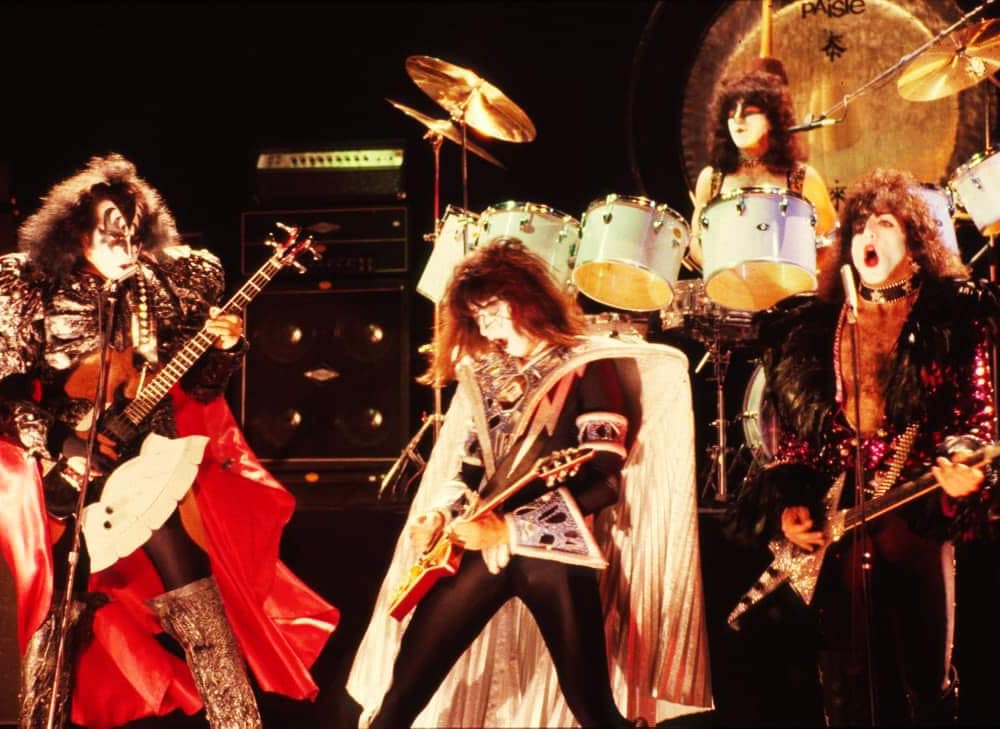 On 1. September 1980, Kiss flew to Munich to lip sync "She's So European" and "Talk To Me" for the German TV show "Rockpop", and broadcasted 13. September 1980.