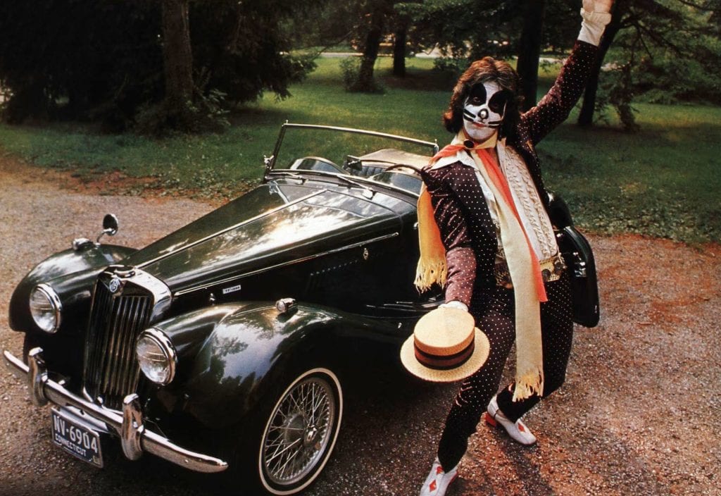 Peter Criss photo session for Creem Magazine, 22 August 1975, with photographer Fin Costello.