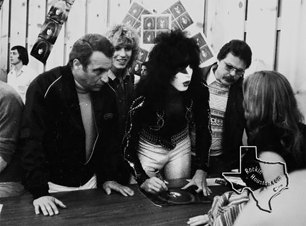 Paul Stanley in-store appearance at Cactus Records, 9. December 1978