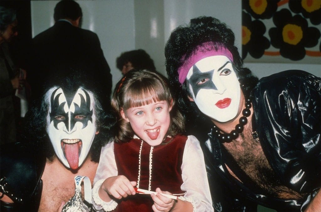 On 5. January 1982, Paul Stanley and Gene Simmons visited the children at the Cerebral Palsy Headquarters New York City.