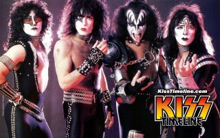 On 23. January 1983, Kiss did a photo session in Manhattan, New York City, with photographer Geoffrey Thomas.