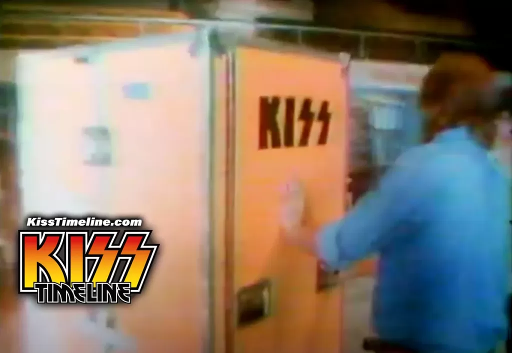 27. October 1979, Kiss and crew are filmed for the "3-2-1 Contact" TV show
