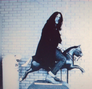 The only known photo that was taken 26. May, 1973 at Snedens Landing, Palisades, New York, was by Lyn Christopher of Paul Stanley on a carousel horse outside the library with a Polaroid camera.