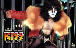 On 4. August, 1980, photographer Bernard Vidal captured a series of promotional photographs of Kiss' new drummer, Eric Carr, at two iconic New York City locations.