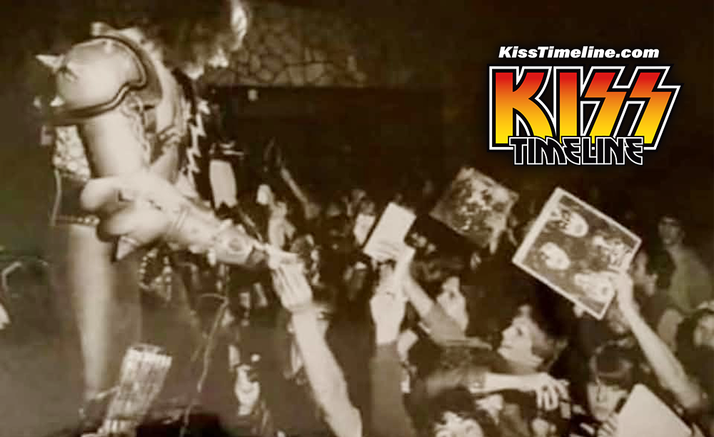 Kiss attends a “Creatures of the Night” release party in Richmond on 22. October, 1982, with new costumes, autographs and a delayed arrival.